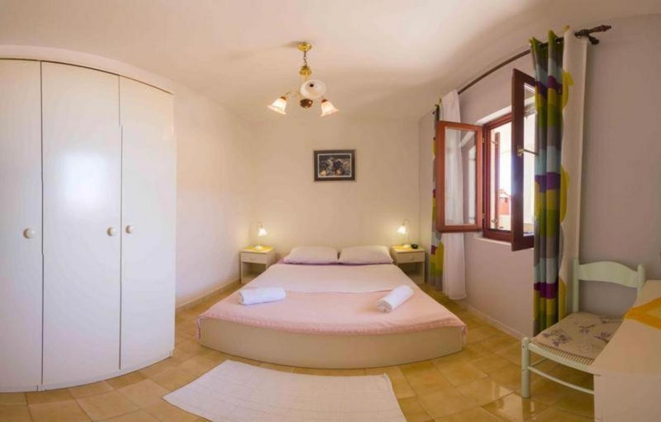 Apartments By The Sea Milna, Vis - 8896 Exteriör bild