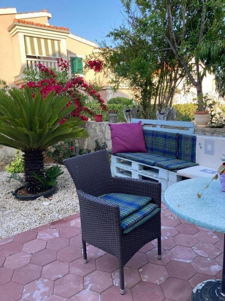 Apartments By The Sea Milna, Vis - 8896 Exteriör bild